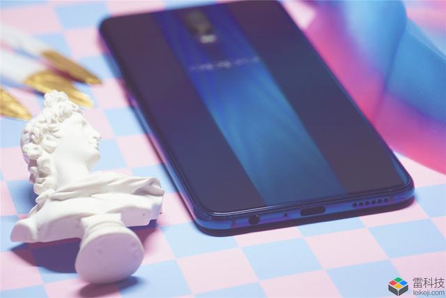 OPPO R17评测：销量机皇再升级，体验均衡价格合适