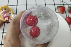 只需两种材料制作水晶泥，无硼砂无小苏打，小白也可以做哦视频封面