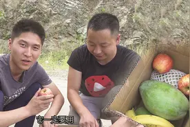 芒果收到没熟怎么办？型男叫来帅气小哥哥，给大家讲解催熟的方法