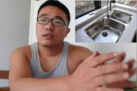 装修厨房洗菜盆安装方式怎么选？老师傅力推台中盆，你选对了吗？视频封面
