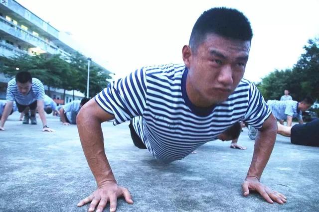 南海舰队参谋部“超能集训宝”APP，了解一下！