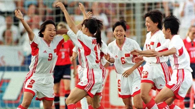 时隔16年,中国女足亚运会再夺银牌!背后的故事却无人知晓……