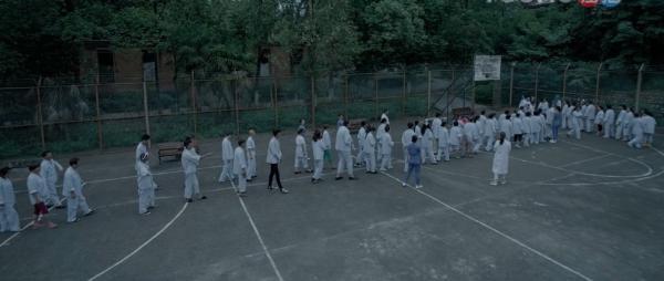 《疯人院》：向梅婷的演技低头，但这个剧终究让人失望了