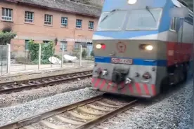 宝成铁路虞关站 SS7D牵引上海至成都K291次列车快速通过视频封面