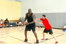 有点恐怖！NBA球员和普通人打球的差距到底有多大？视频封面