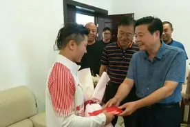 宁陵籍亚运冠军李玥瑶的乡土情缘图片