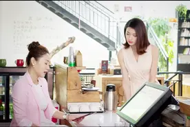 穷小子穿着女装送外卖，为了博得富家女的好评，也是豁出去了视频封面