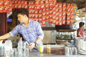 大哥，我只想要被珍珠奶茶，不想看你表演可以吗？视频封面