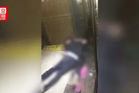情杀！深圳富士康工厂一男子刺死女子后自杀身亡 原因系情感纠纷视频封面