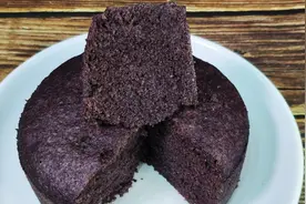 教你自制黑米糕，不揉面不发面，香甜松软，比蛋糕还好吃！