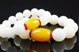 白玉菩提怎么辨别真假视频以及盘玩方法讲解视频封面