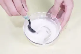 面粉混合一点这个，即可制作出胶水，再也不用花钱买胶水了！