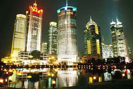 韩国人想用80万韩币在中国玩一个月？网友：太少了，只够吃饭！视频封面