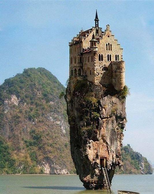 13个诡异奇闻很少人看过,第一个就吓我一跳