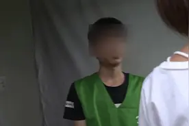两人好事将近 小伙却趁女友洗澡时做出荒唐事……最后被刑拘了视频封面