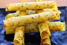 一碗面粉，四个鸡蛋，教你在家轻松做出香酥蛋卷，咬一口酥到掉渣视频封面