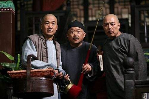 九门提督相当于现在什么官,九门提督和领侍卫内大臣,谁的地位更高?