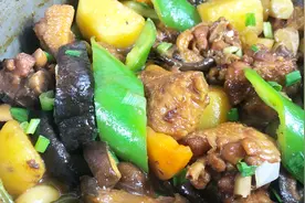 学完这道正宗做法，想吃黄焖鸡再也无需去餐馆，在家轻轻松松完成视频封面