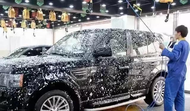 车灯泛黄怎么办？自己动手0成本焕新