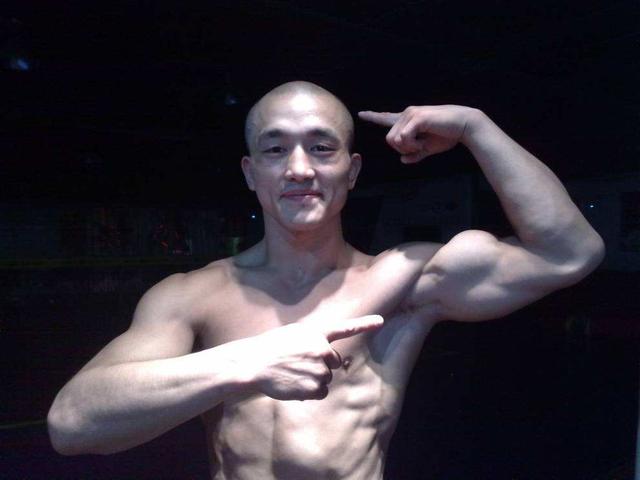 武僧一龙又有麻烦了!日本伪娘换变装晒娃期待三番战