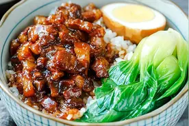 饿了？给你来碗卤肉饭吧！