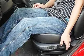 为什么老司机喜欢把座椅后调？不是习惯问题，这里的学问你要知道视频封面