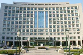 这4所大学学生“太幸福”，还没毕业就被预定，工资待遇特别好！