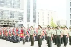 宿迁1400名新兵奔赴军营，看看他们的飒爽英姿！视频封面