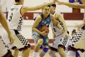 广东男篮总决赛首回合深圳惜败东莞，“双子星”表现亮眼视频封面