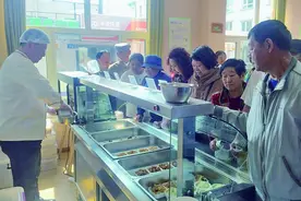 小食堂更可口心情不好有“话聊”哪不得劲儿还能祛痛按摩图片