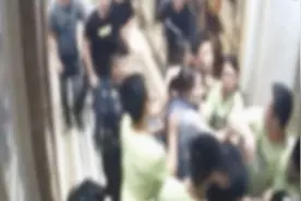 广东中山：玩游戏起冲突 7人KTV里打群架被依法刑事拘留