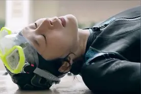伟大母亲为救自闭症女儿，学潜水当场晕倒，女儿第一次开口叫妈妈视频封面