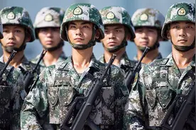 中国精锐部队亮相的俄罗斯军演，演习总人数竟然达到30万视频封面