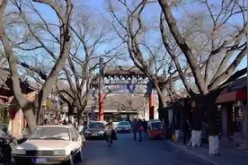 北漂母女蜗居47㎡奇葩花瓶房，油烟乱窜，如厕去公园，以泪洗面图片