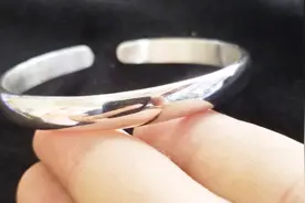 可使用银和药银做的首饰没有经过工业处理？小闫来揭秘视频封面