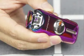 试玩指尖陀螺电弧打火机，是电弧打火机又是减压玩具，非常实用视频封面