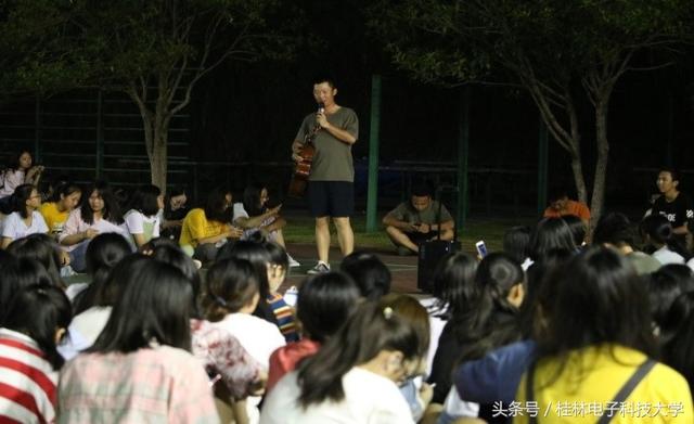 军训拉歌篇｜“让你唱，你就唱，扭扭捏捏不像样！”