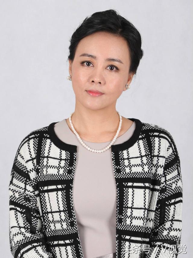 《刀锋下的替身》中的女演员