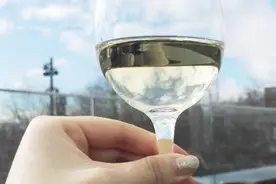 老中医总结白酒的五大功效 爱酒人士须知！