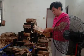 “山竹”过后江水倒灌，广州芳村茶市场损失惨重视频封面