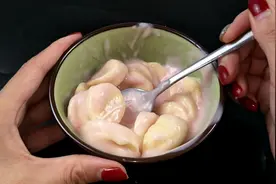 香蕉加酸奶太厉害了，多数人还不知道，解决众多男女的难言之隐！视频封面