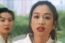 “最美人鱼女神”钟丽缇颜值不在高峰却被老公张伦硕宠上天视频封面