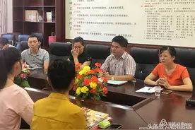 曾都区东关学校“青蓝工程”教师师徒结对启动仪式图片