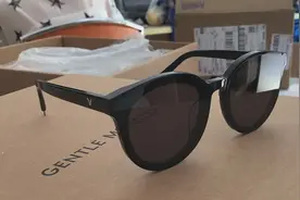 小伙天猫国际直营店购千元眼镜被鉴定为假货！终获10倍赔偿视频封面