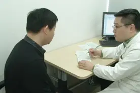 男性穿女性衣服就是异性装扮癖？为什么会出现这种冲动？