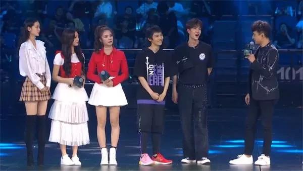 lol信用卡，lol招商银行信用卡（S8赛前回顾《英雄联盟》中国金主的变迁）