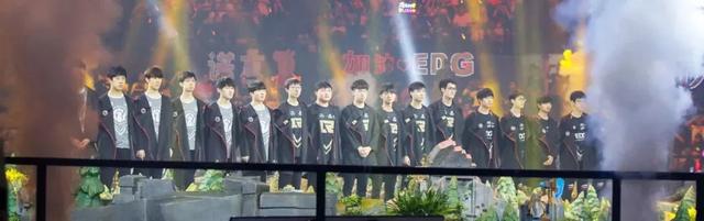 lol信用卡，lol招商银行信用卡（S8赛前回顾《英雄联盟》中国金主的变迁）