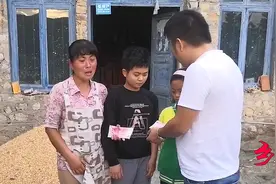 农村14岁肾病男孩重获希望，只要有把握能治愈，医药费我们来解决视频封面