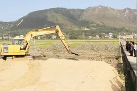在自家耕地上建房，到底算不算违法？视频封面