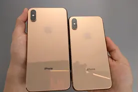 iPhone XS Max疾速开箱，为什么苹果手机越卖越贵？看完我懂了视频封面